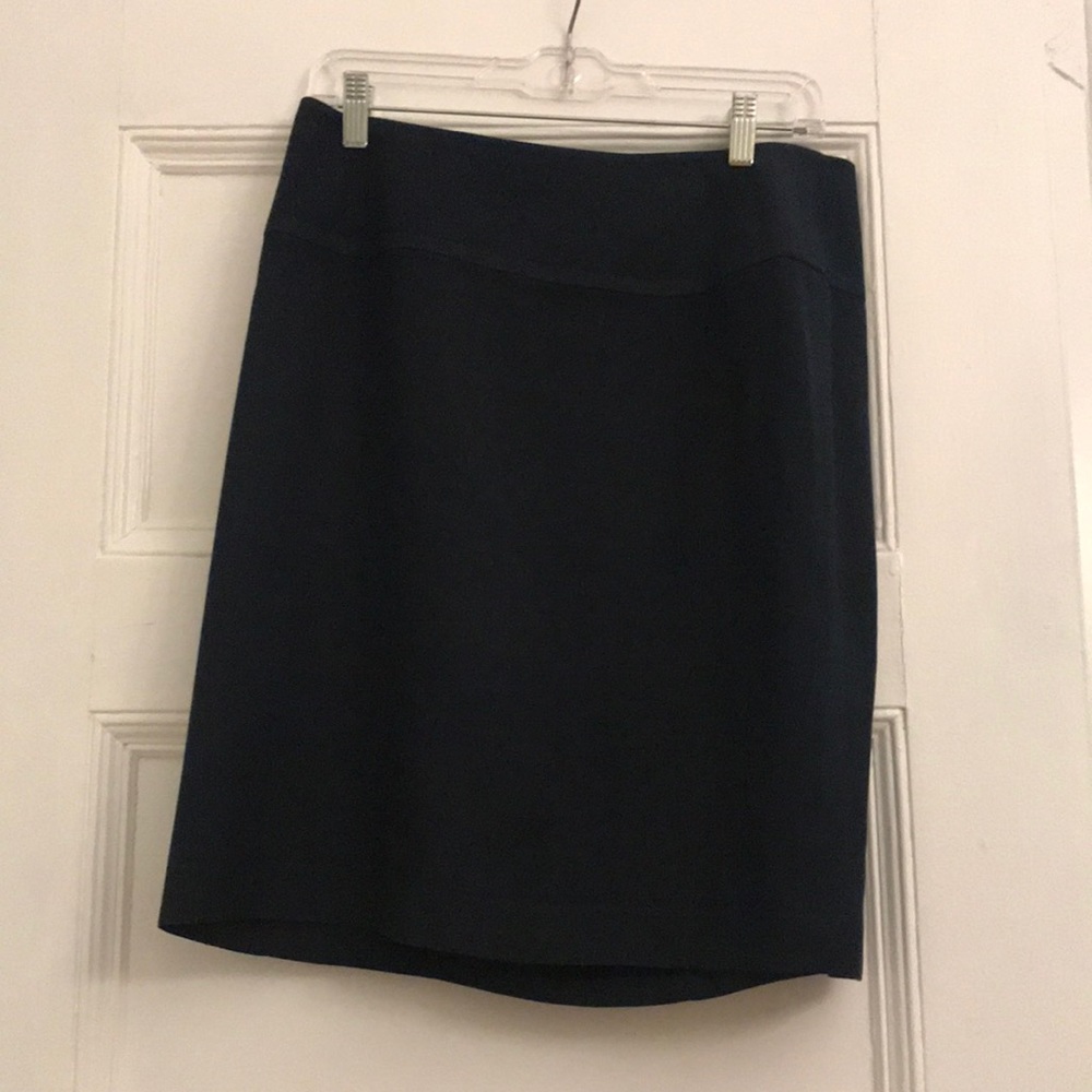 August Silk Logic pencil skirt